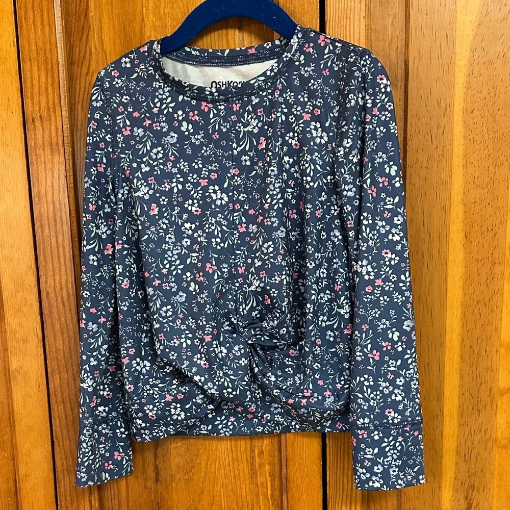 OshKosh b’Gosh Blue Ditsy Floral Rounded Neck Long-sleeve Crisscross Hem Top S4